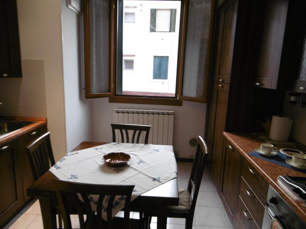 Appartamento Alla Corte Veneza Exterior foto
